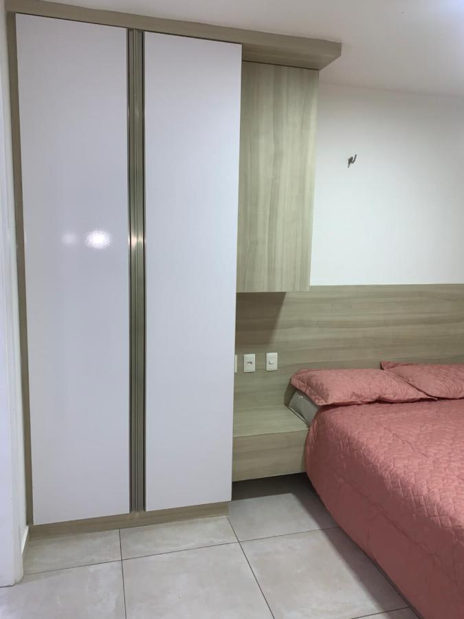 Wai Wai Apto 307, Bloco F, Nascente Apartamento *